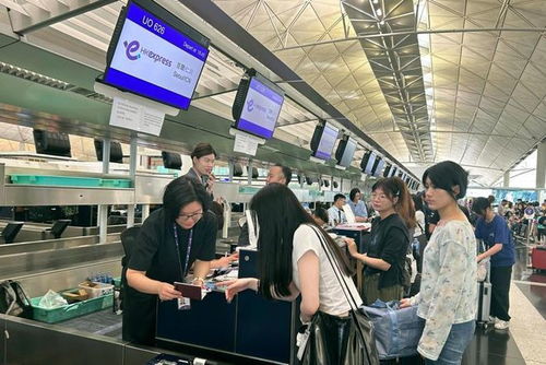 突发 香港航空高空起火 乘客自救过程曝光